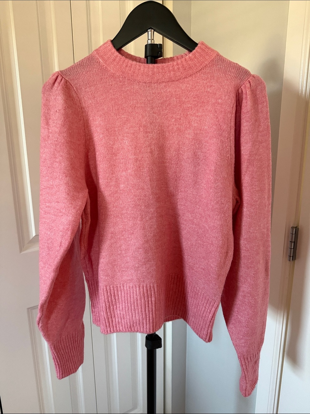 H&M Bubblegum Pink Puff-Sleeve Crewneck Sweater